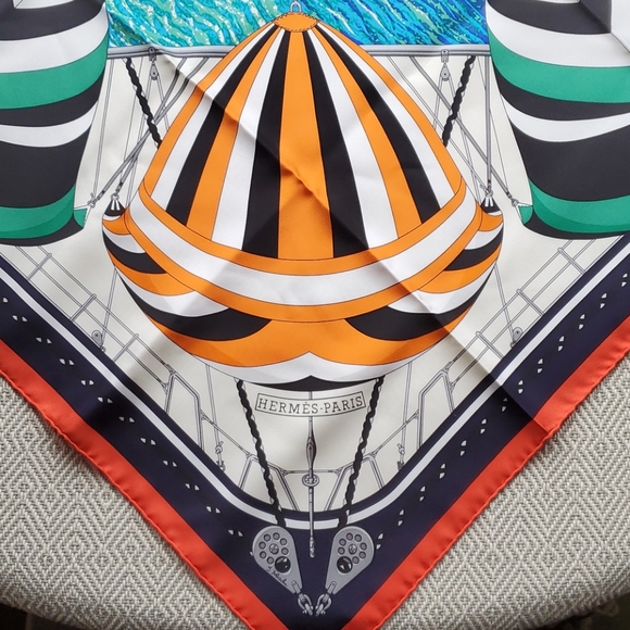 Hermes scarf - Picture 3 of 6